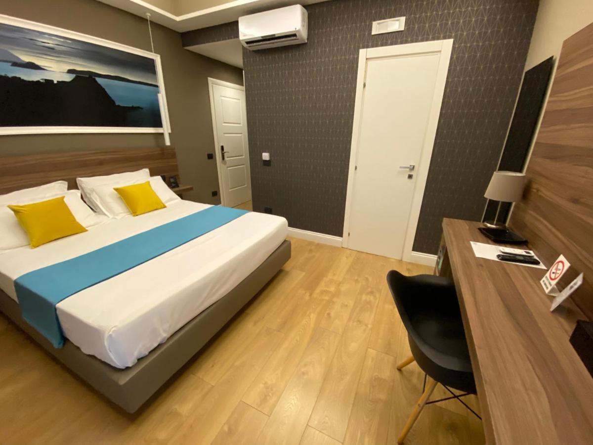 7Th Floor Suite Napoli Eksteriør billede