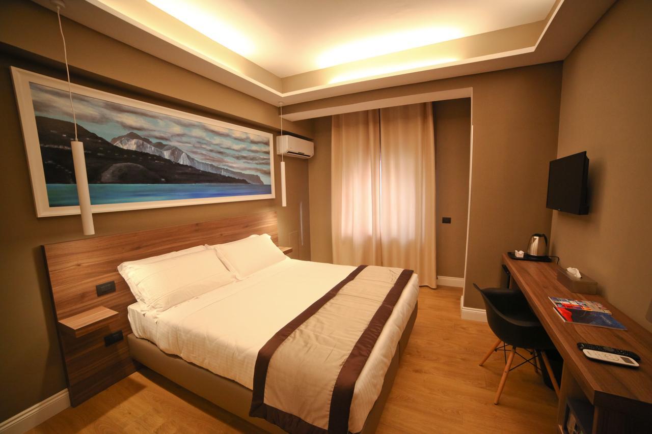 7Th Floor Suite Napoli Eksteriør billede